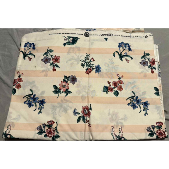 Waverly Fabric BLUE RIBBON "Flower Show" NY BOTANICAL GARDEN 54x304 - Picture 1 of 2